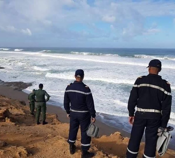 فرق الإنقاذ تواصل جهودها للعثور على شاب غرق بشاطئ الغندوري بطنجة