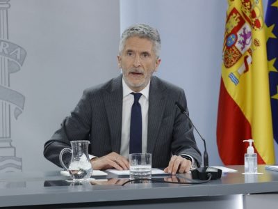 وزير الداخلية الإسباني يثني على نجاح عملية مرحبا 2025 ويشيد بالتنسيق المثالي مع المغرب