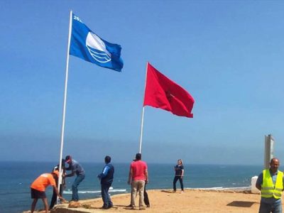اللواء الأزرق يُرفرف فوق عدد من شواطئ طنجة