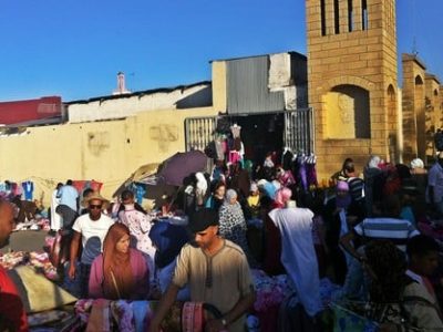 كاساباراطا تتنفس في زحمة الصيف.. السلطات تشن حملة لتحرير الممرات وتنظيم السوق