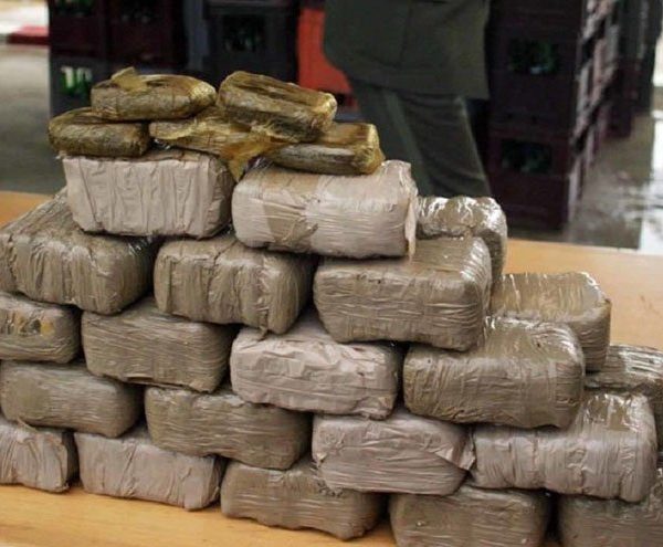 عملية أمنية تحبط محاولة تهريب 3 أطنان و30 كلغ من مخدر الشيرا