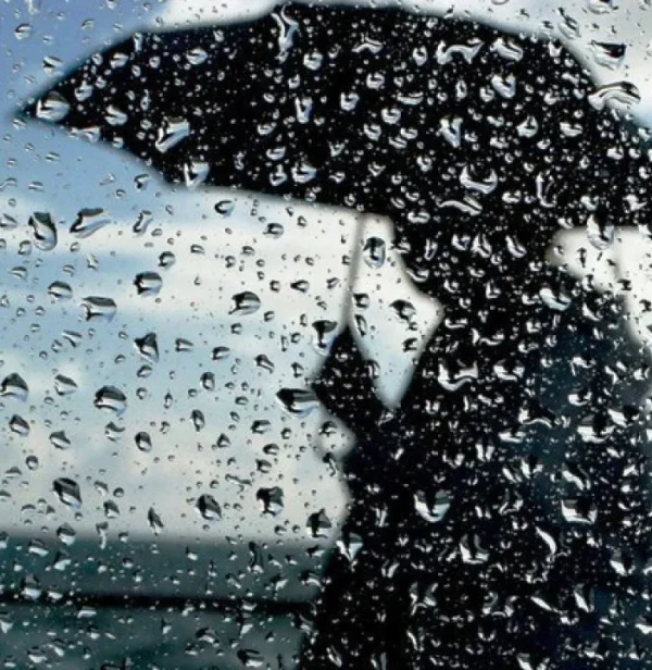 نشرة إنذارية.. رياح قوية وزخات رعدية مع تساقط “البرد” بعدة مناطق بالمملكة