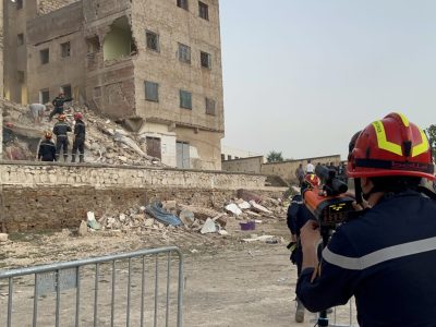 فاس: مصرع 4 أشخاص وإصابة 6 آخرين في حصيلة أولية جراء انهيار بناية سكنية بمقاطعة جنان الورد