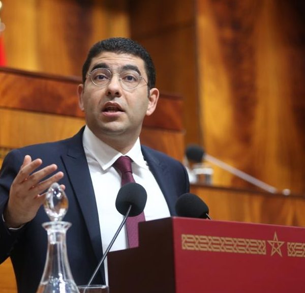 وزارة بنسعيد على صفيح ساخن.. هيئات مهنية تدعو لتطبيق القانون ومقاولات إعلامية تطالب بالإنصاف وتكافؤ الفرص 