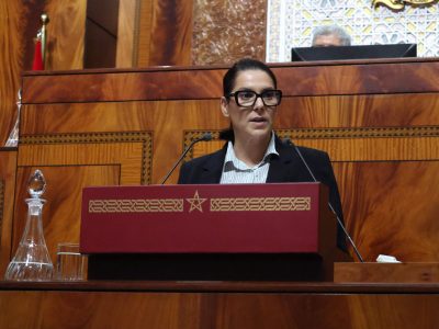 المنصوري تؤكد مواصلة الدفاع عن مغربية الصحراء وتعزيز التنمية بالأقاليم الجنوبية