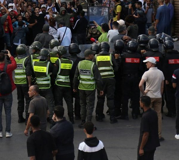 تجمهر غير مصرح به بالرباط ينتهي بإصابة ثلاثة أمنيين ومتابعة أربعة أشخاص