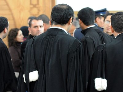 أروقة المحاكم تستعيد نشاطها.. المحامون يستأنفون العمل بعد أشهر من التوقف
